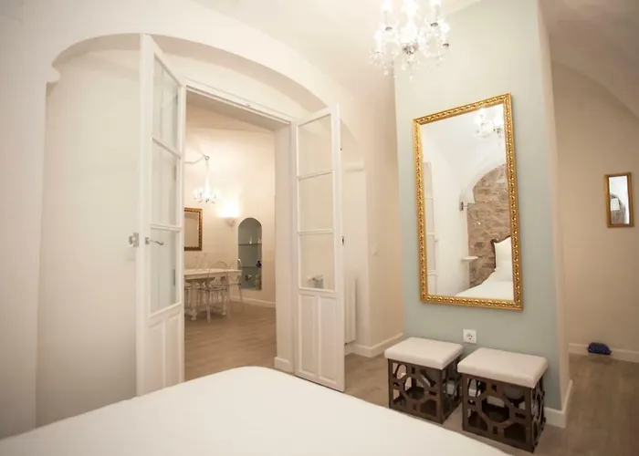 Torre Redonda - At-cc-00355 *